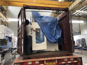 প্যাকেজ ডেলিভারি