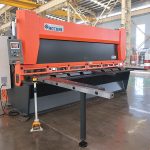 বিক্রয়ের জন্য জলবাহী গিলোটিন কাঁচি মেশিন