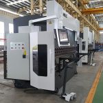 রোবোট সঙ্গে উচ্চ কর্মক্ষমতা জলবাহী সিঙ্ক্রোনাইজড প্রেস ব্রেক